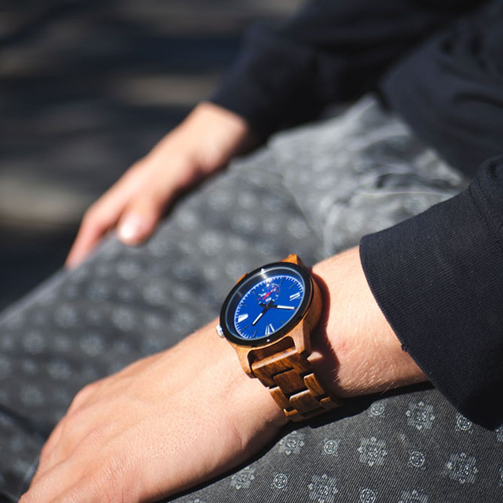 Men's Handcrafted Engraving Ambila Wood Watch - Best Gift Idea!